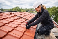 Dachdeckerbetrieb Räder: Die neue Flachdachrichtlinie (2026) in MV